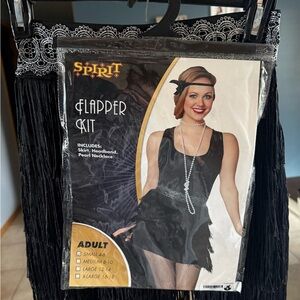 Spirit Halloween Black Flapper Costume Kit with Pearls